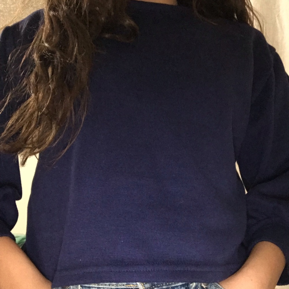cropped crew neck